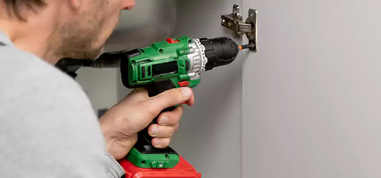 Commercial Door Hinge Repair Hawkesbury
