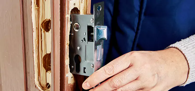 Garage Door Lock Replacement Hawkesbury